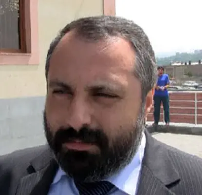 Ծեծն արդարացնելուց հետո Ղարաբաղի պաշտոնյան հայհոյել է ՖԲ օգտատիրոջը