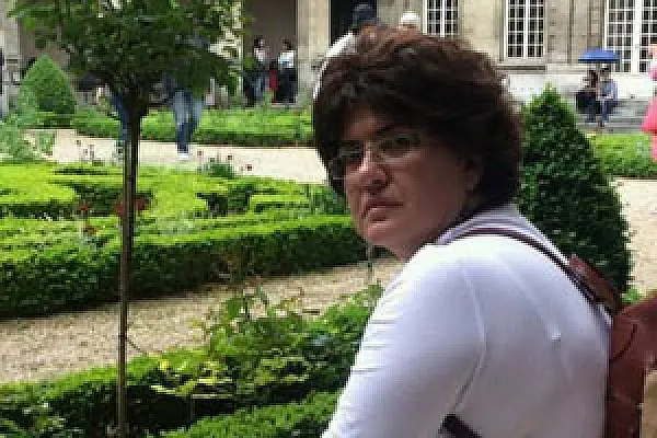 Armenian Human Rights Activist Reports Being Shot at Near Her House