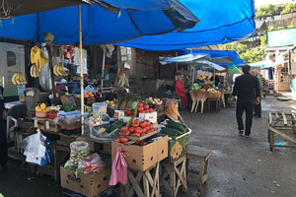 Ով օգտվեց ադրբեջանական խնձորի աղմուկից