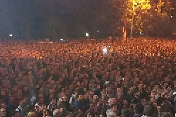 Այսպիսի բեմականացման նպատակը կարող է լինել սադրանքը՝ բռնությունն ու քաոսը