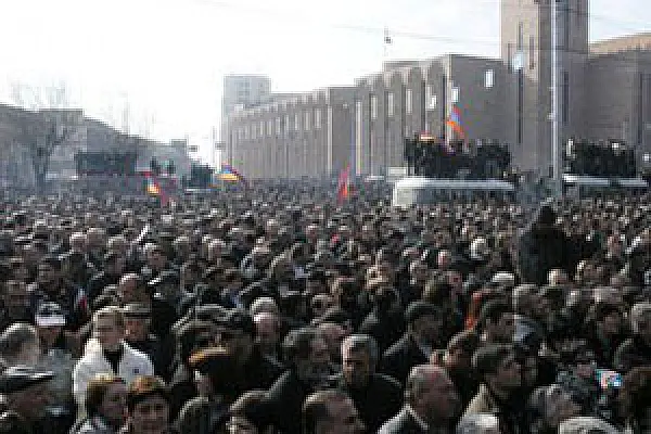 Следователь скрыл участие армянской армии в кровавых событиях 2008 года