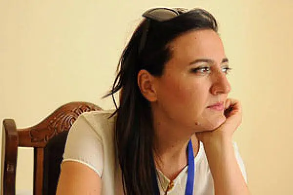 Коалиция осуждает вмешательство в личную жизнь армянской журналистки