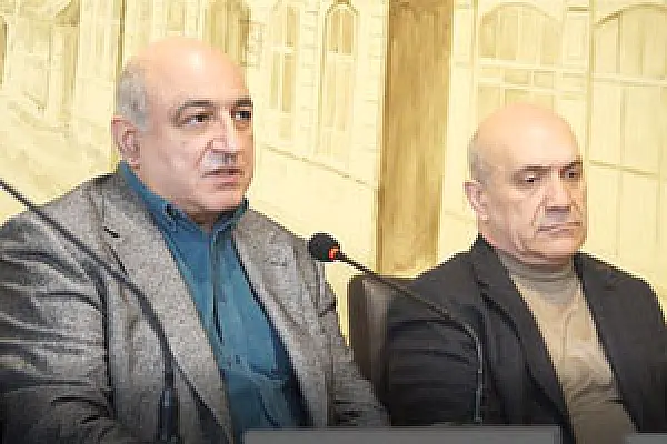 Անվերահսկելի մեդիա տարածք, թե վերահսկվող քարոզչություն