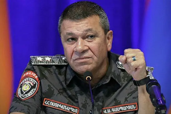 Предъявлено обвинение бывшему начальнику полиции Армении