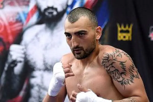 Американского боксера Мартиросяна задержали за избиение жены