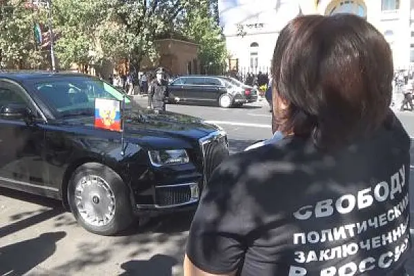 Путин в Ереване. Свободу политзаключенным!