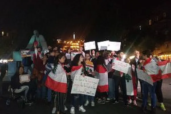 «Ливан наш!». В Ереване поддержали революцию