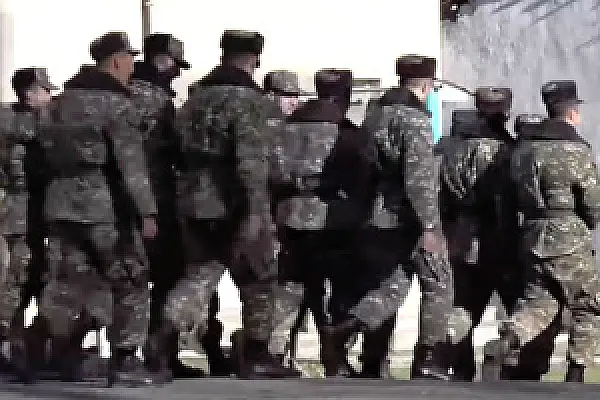 В Армении могут принять новый закон о доведении военнослужащего до самоубийства