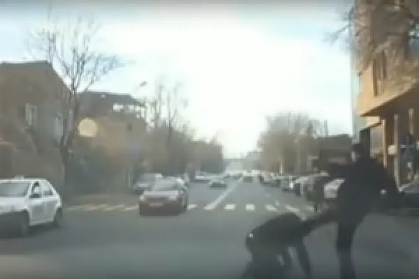 В Ереване задержан избивший таксиста водитель «Гелик»-а