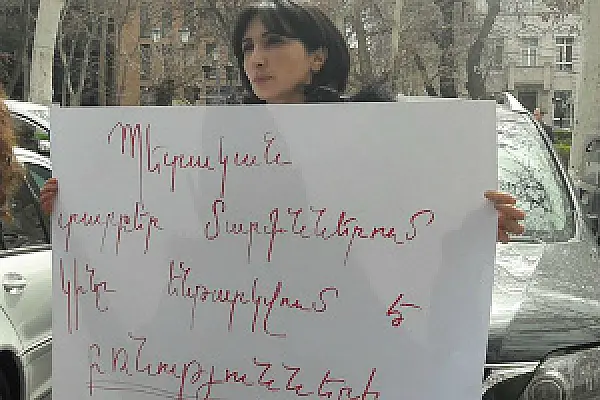 Мужу удалось похитить жену на глазах у армянских правоохранителей