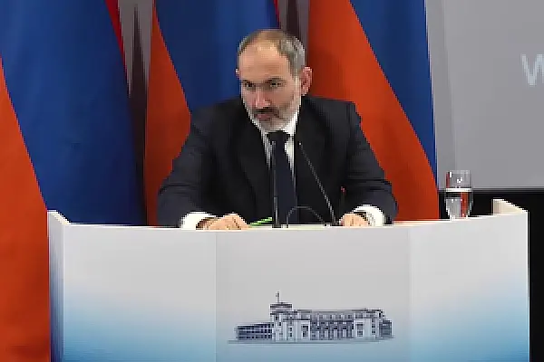 Вопрос про «грантоедов» напомнил Пашиняну о бывшей власти