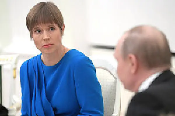 Президент Эстонии отказалась от крымского шампанского