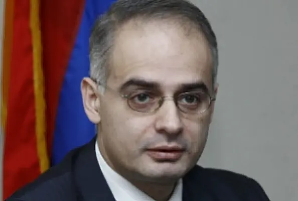 Главы Армении и Азербайджана кажутся аборигенами