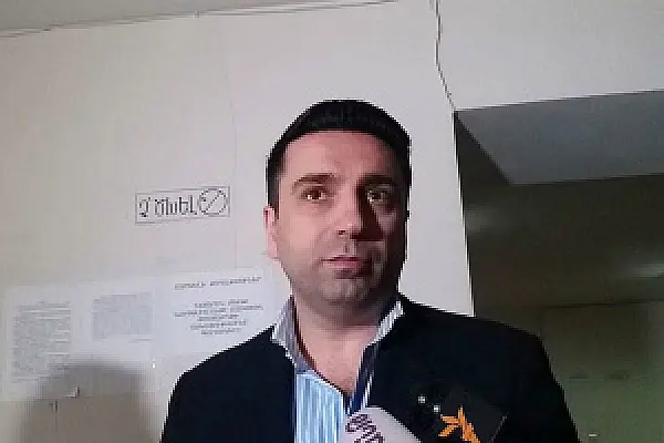 Зампред армянского парламента подвергся нападению