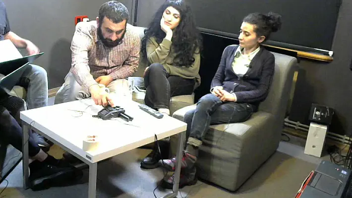 epress.am և radioantenna.net քննարկում են օրվա լուրերը