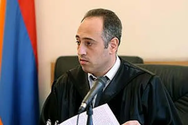 Два слова о судье, освободившем Роберта Кочаряна