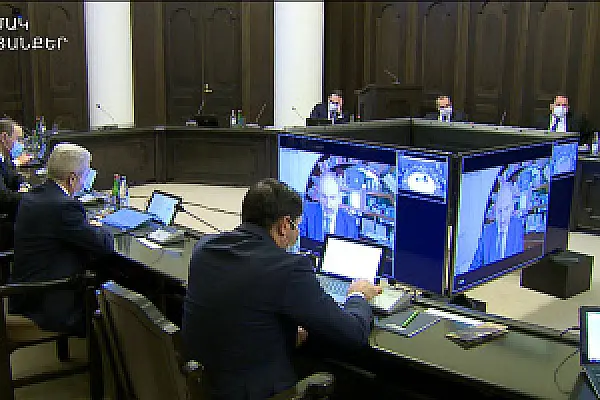 Расширено государственное содействие работникам сферы услуг Армении