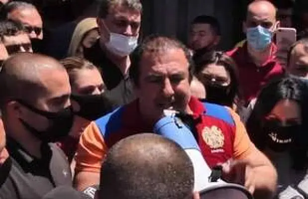 National Security Service Searches Tsarukyan's Mansion: Illegal Casino, Vote-Buying and Fraud Investigated 