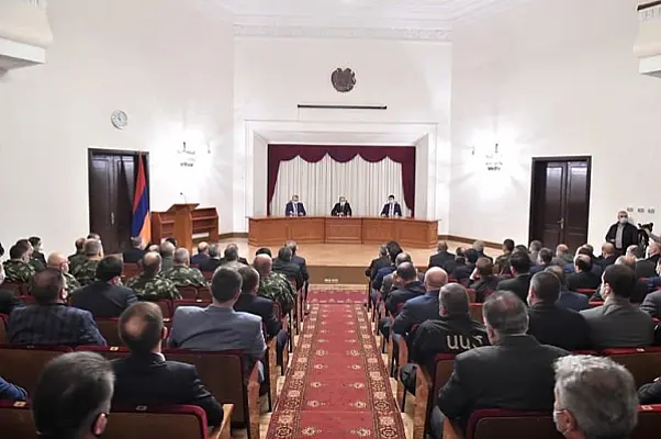 «Государство переживает тяжелые времена». Пашинян представил Службе нацбезопасности нового главу