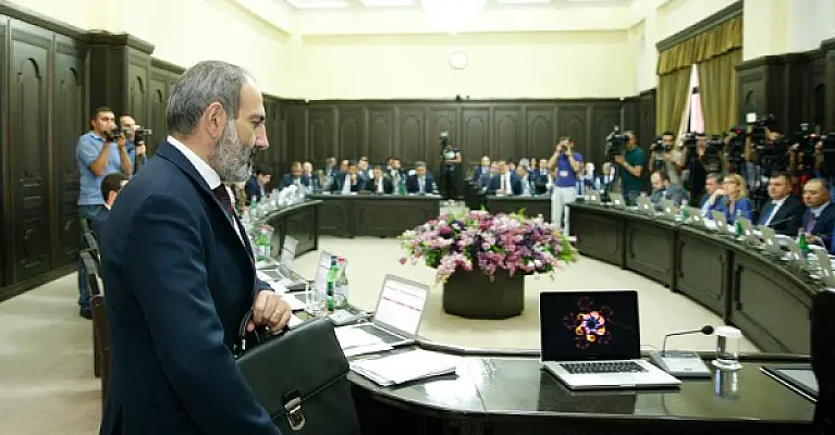 Նշանակվել են պաշտպանության, արտակարգ իրավիճակների և սոցապ նոր նախարարներ