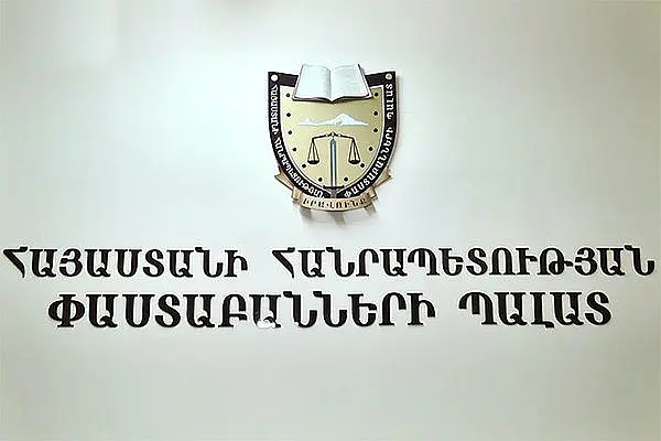 Армянские адвокаты хотят в Азербайджан
