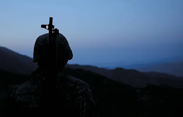 При посредничестве Венгрии в Армению вернулись еще 5 военнопленных