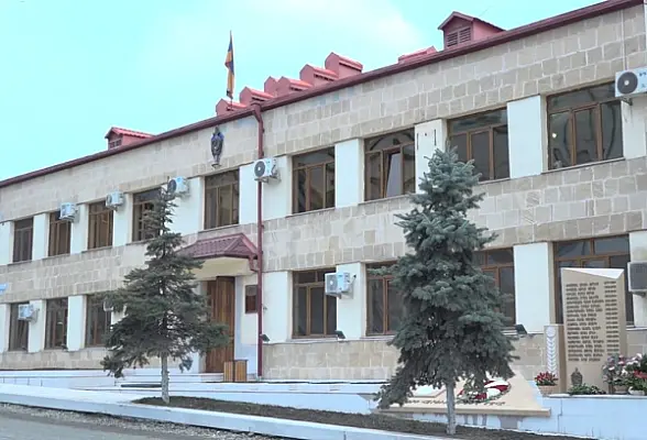 Жителей Арцаха призывают не высылать спецслужбам Азербайджана фото с обнаженкой