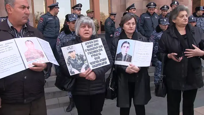 В армии всегда был бардак