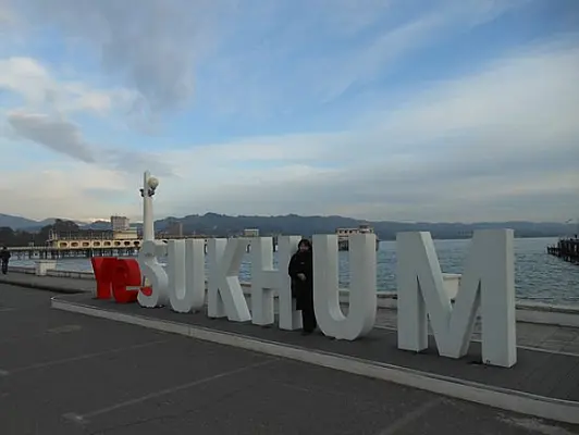 Աբխազիան Ռուսաստան չէ, Օսեթիա չէ, Ղարաբաղ չէ