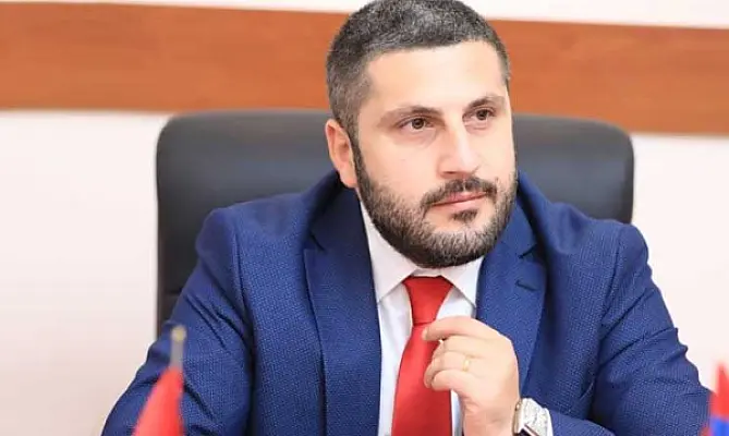 Մեղադրյալ ԱԻ նախարարին փոխարինեց տեղակալը