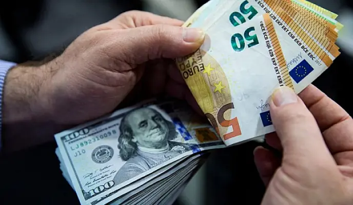 էներգետիկ ճգնաժամ և գնաճ․ առաջին անգամ եվրոն ավելի էժան է, քան դոլարը