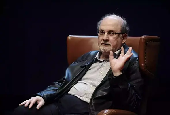 «Սատանայական բանաստեղծությունների» հեղինակը գիտակցության է եկել
