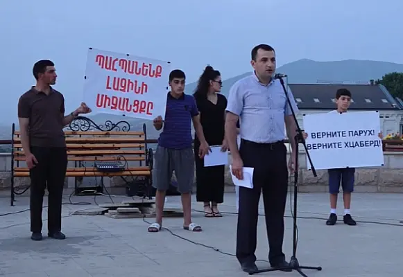 Ստեփանակերտի հրապարակը հարցեր է բարձրացնում