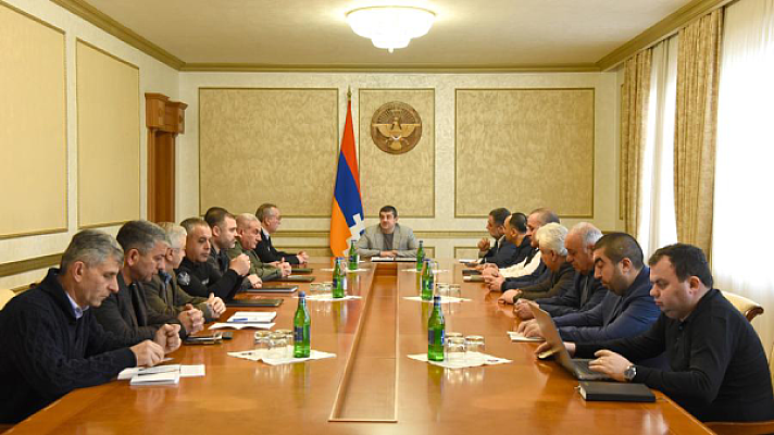 Արցախյան չինովնիկները կանչում են պայքարի
