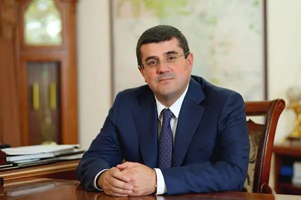 Վարդանյանն ազատվեց պաշտոնից, Արցախը պատրաստ է երկխոսության