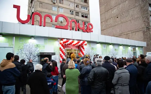 Քահանայի եղբոր սուպերմարկետից 4 հոգու են ձերբակալել