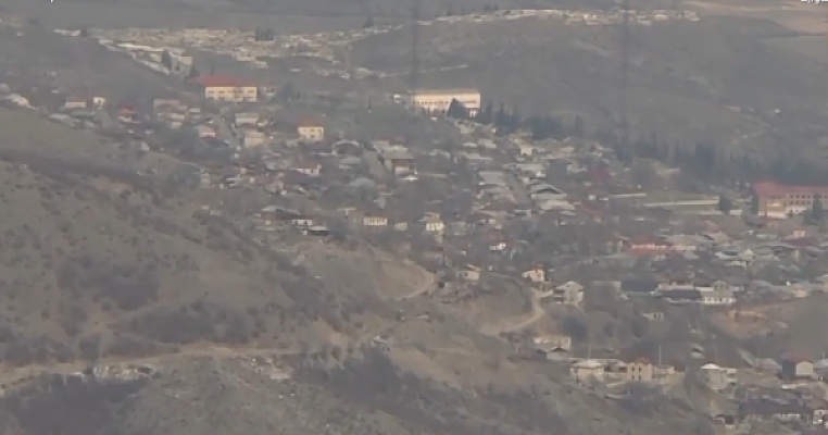 Զորքը առաջ է գալիս, խաղաղապահներն անզոր են, հայերին Բաքու են կանչում