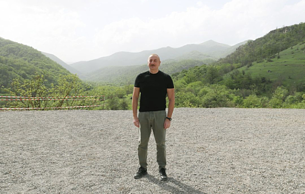 Ալիևը «համաներում» է խոստանում Ղարաբաղի պաշտոնյաներին, եթե հրաժարվեն Արցախից