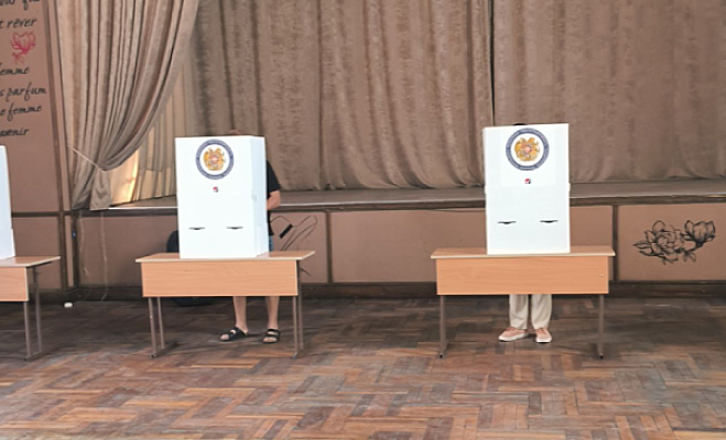 Дог не прочь поучаствовать в политической торговле