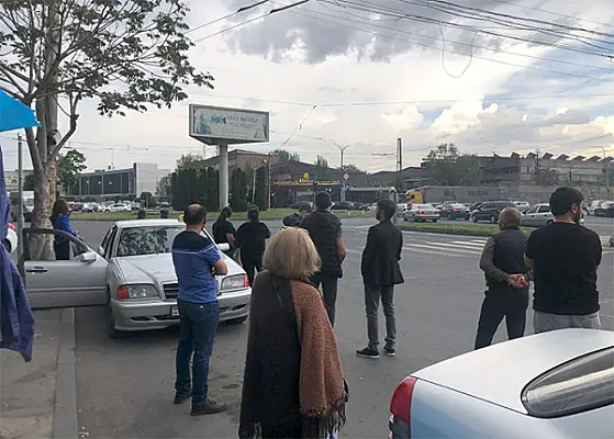 Վտանգավոր ավտոստոպ․ Արարատի տրանսպորտի վիճակը կատաստրոֆիկ է