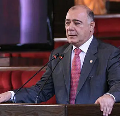 Գյումրիի քաղաքապետը խոստանում է մնալ քաղաքում անկախ սադրանքներից