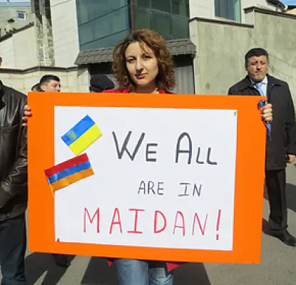'We Are Also in Maidan': Yerevan Activists Show Their Support for Ukrainian Demonstrators