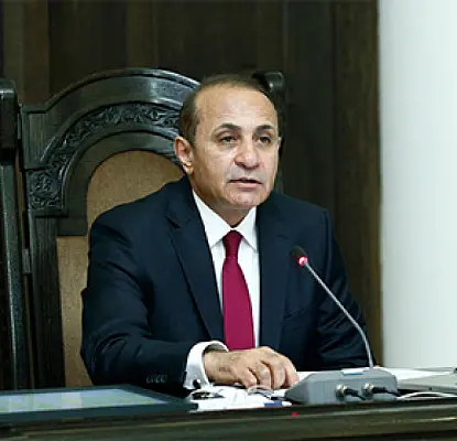 Հովիկ Աբրահամյանը նախարարներին կառաջարկի հրաժարվել աշխատավարձի բարձրացումից․ «168 ժամ»