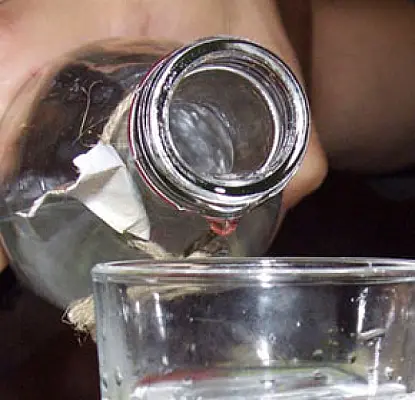 Armenia Can't Give Tax Preference to Wine Over Vodka Because of Threats from Russia?