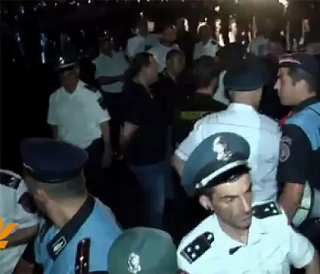 Полиция жестоко разогнала сидячую забастовку в Ереване