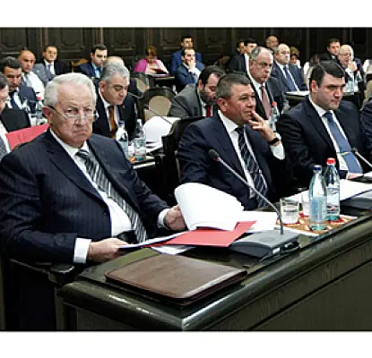 Իրավապահ մարմինների ղեկավարները միլիոններով նվերներ են ստանում, բայց քրեական գործեր չկան․ azatutyun.am