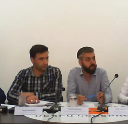 Գեյերին չհանդուրժող լրագրողն իմացավ, որ նույնասեռականությունը սեքսով չի սահմանափակվում