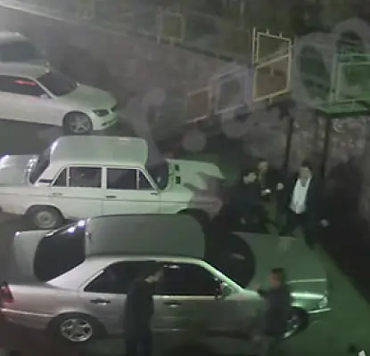 Полиция расследует избиение человека начальником полиции Гориса