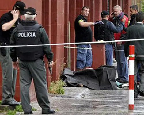 Gunman Kills 6, Wounds 14 Others in Bratislava Shooting
