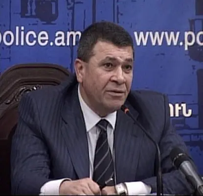 У главного полицейского Армении не могут забрать внебюджетные средства - газета